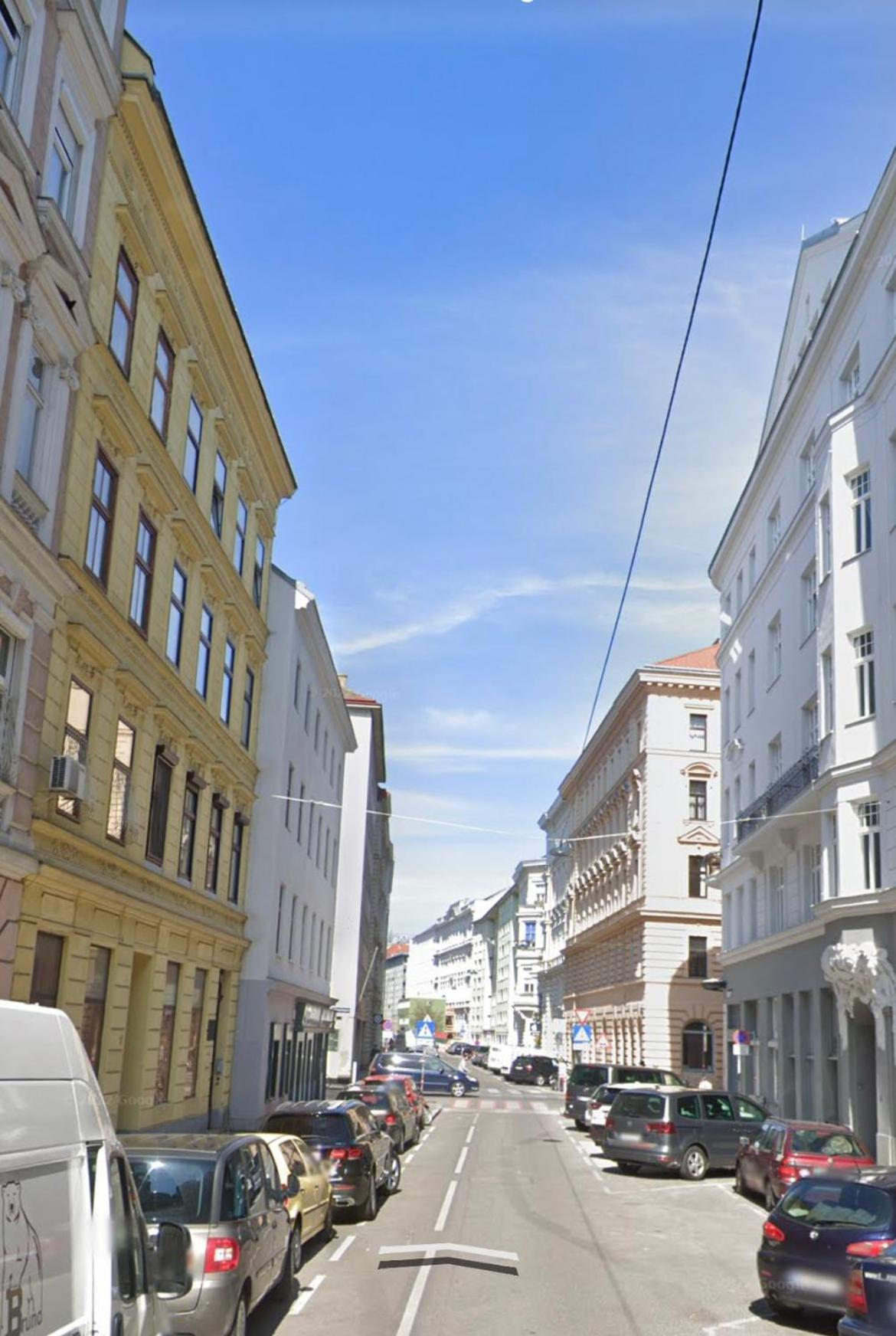 Rooftop Cozy Apartment Near Innerstadt With Ac Wina Bagian luar foto